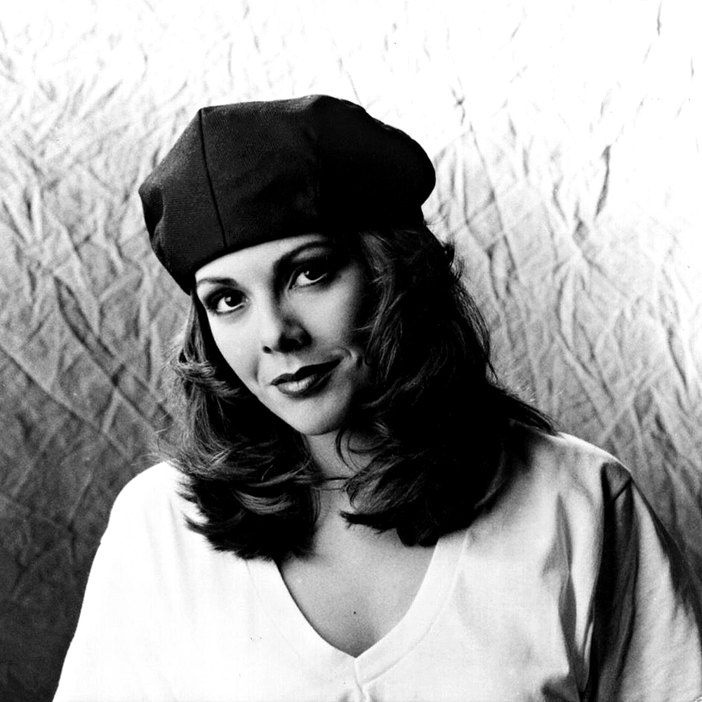 Солистка 20 fingers сейчас. 20 fingers обложка. Gillette - on the attack and more. Группа 20 fingers. 20 fingers.