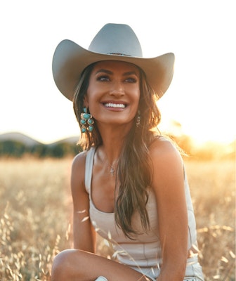 Annie Bosko Music | Tunefind