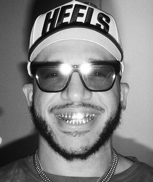 Flash Garments | Tunefind