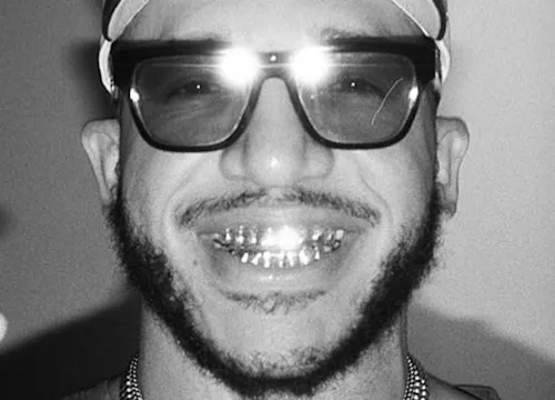 Flash Garments | Tunefind