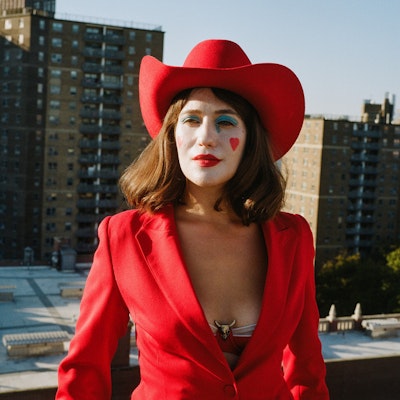 Lola Kirke Music | Tunefind