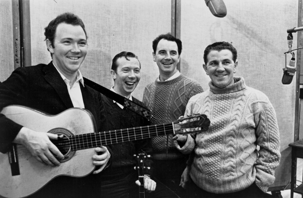 clancy brothers when the ship comes in