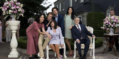 La Casa De Las Flores Aka Soundtrack Complete Song List Tunefind