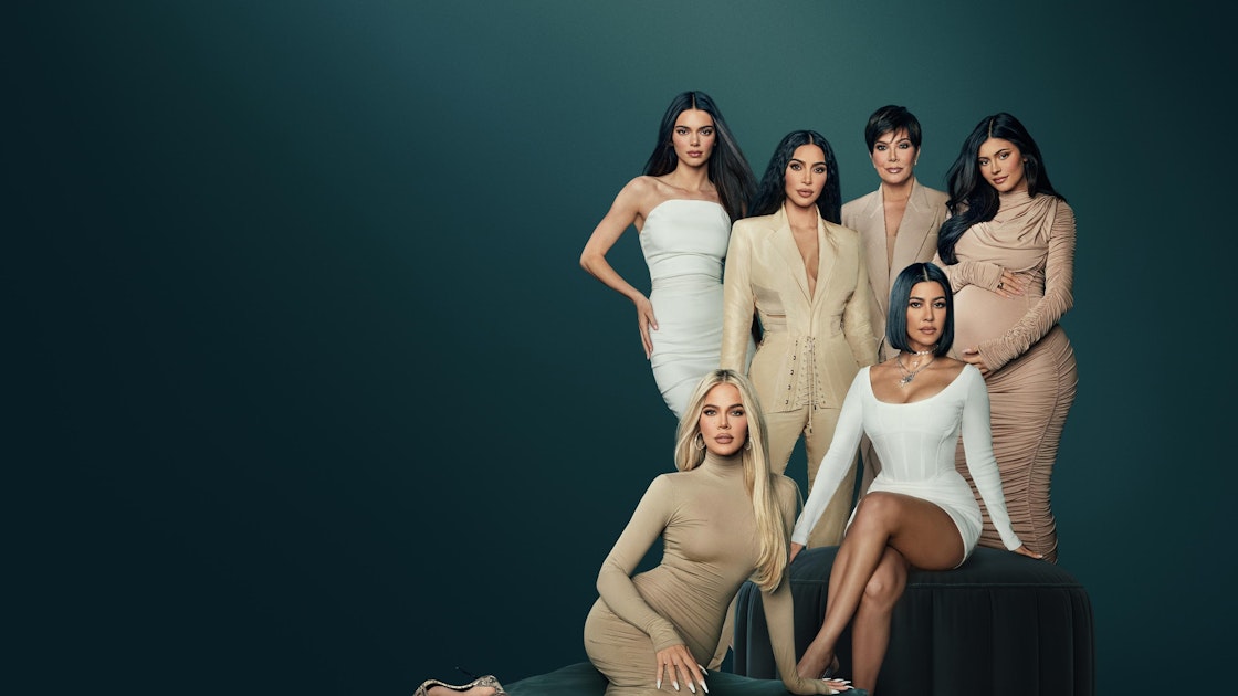 Семья Кардашьян и Дженнер. Семья Кардашьян 2022. The Kardashians Hulu. Семейство Кардашьян 2023.